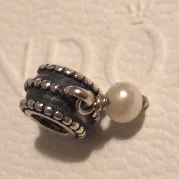 Authentic Pandora 790132p Dangle beveled Pearl Charm / EUC - Picture 2 of 3